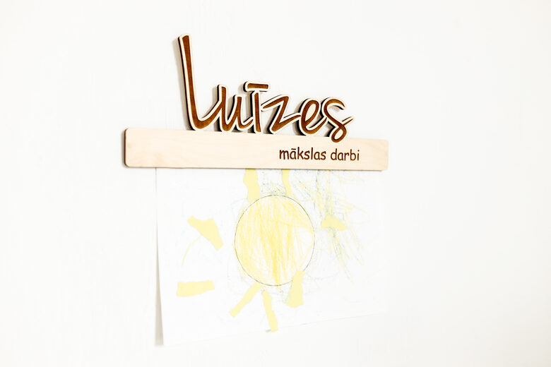  Mākslas darbu displeja pakaramais